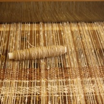 Weaving process: neutral fabric