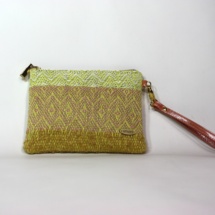 Hand-woven purse with patterns