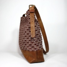 neutral shoulder bag with chenille and cottonshoulderbagb3