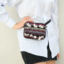 Woven belt bag with textures