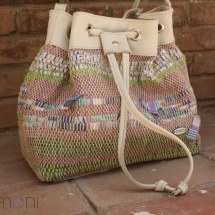 Woven Shoulder bag with stripes and Beige leather detail