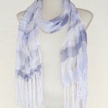 Woven scarf in blue